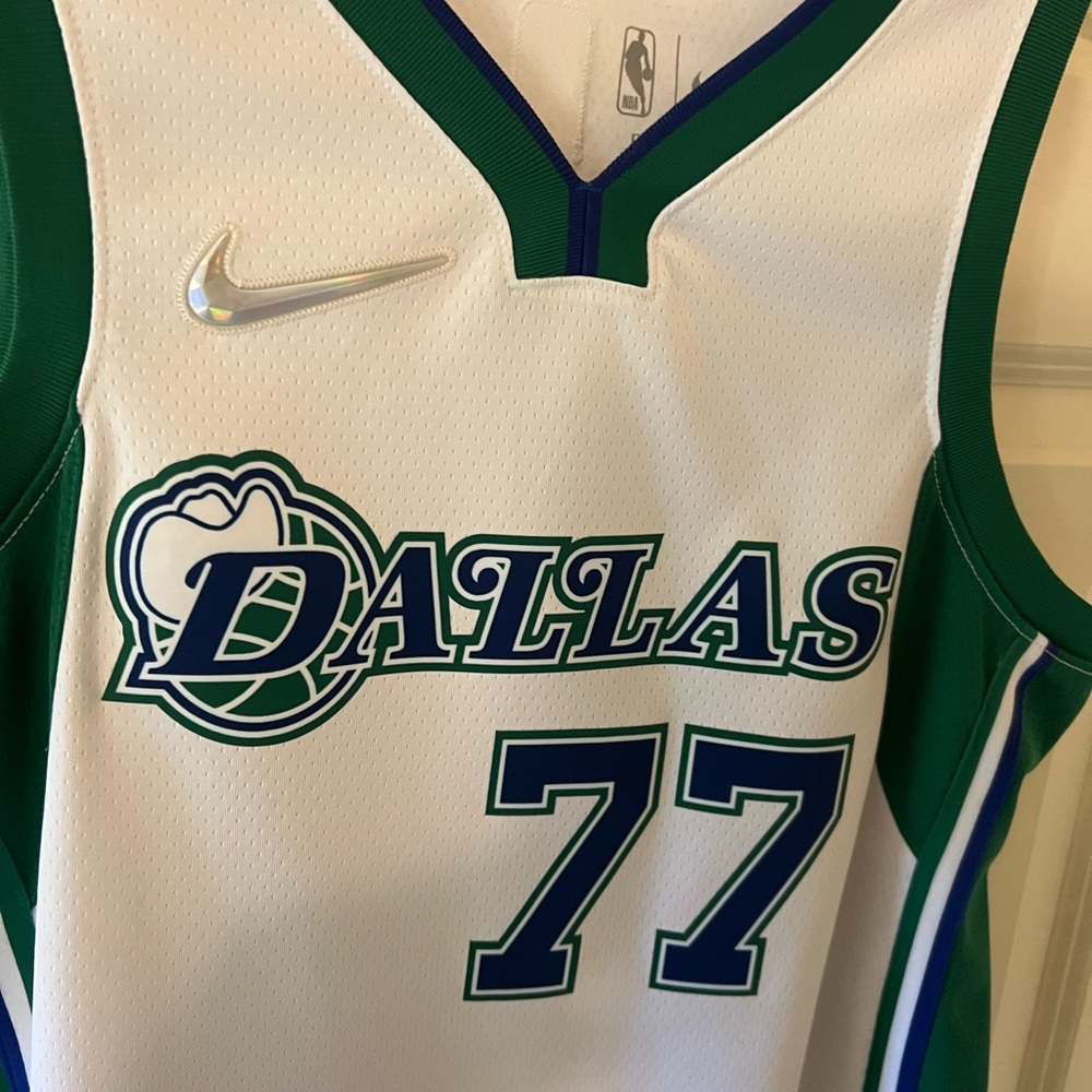 Nike Dallas MaverickCity Edition Luka Doncic Basketball Jersey - Picture 3 of 5